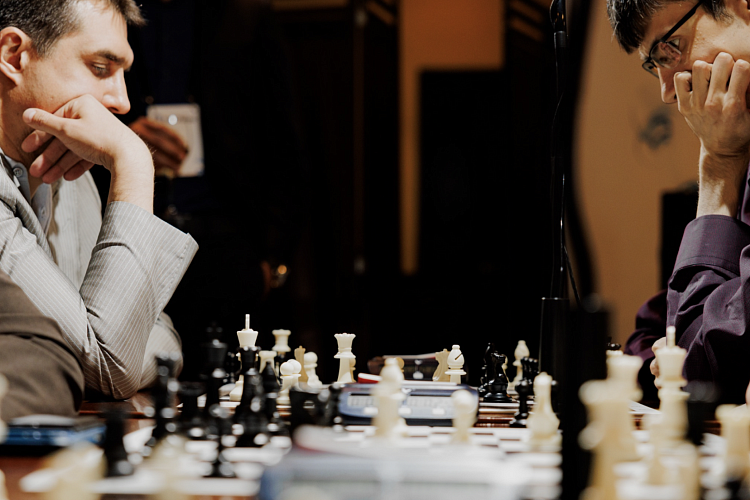 Шахматный блиц, технологии и деловое общение: компания Friflex провела FinChess 2026